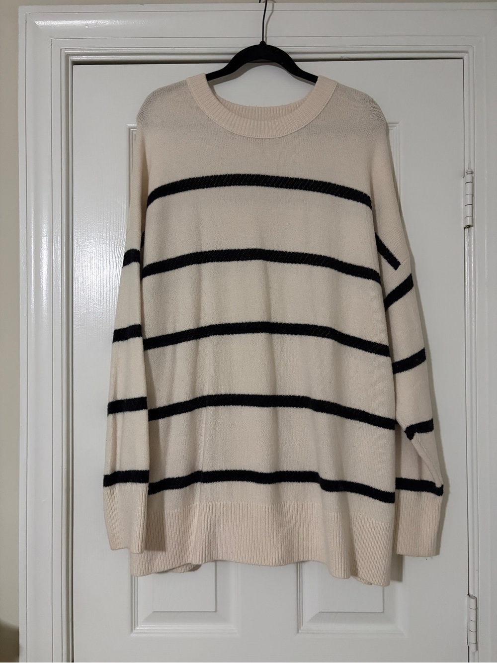 Like New Aerie Classic Cream and Black Striped Womens Sweater